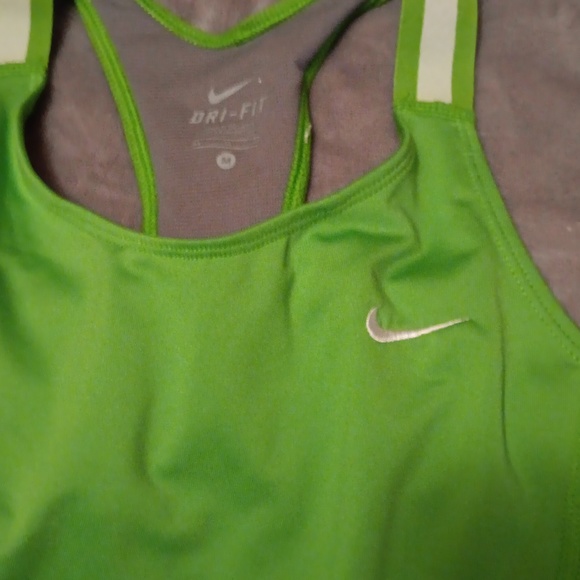Nike Tank Top - Picture 5 of 13
